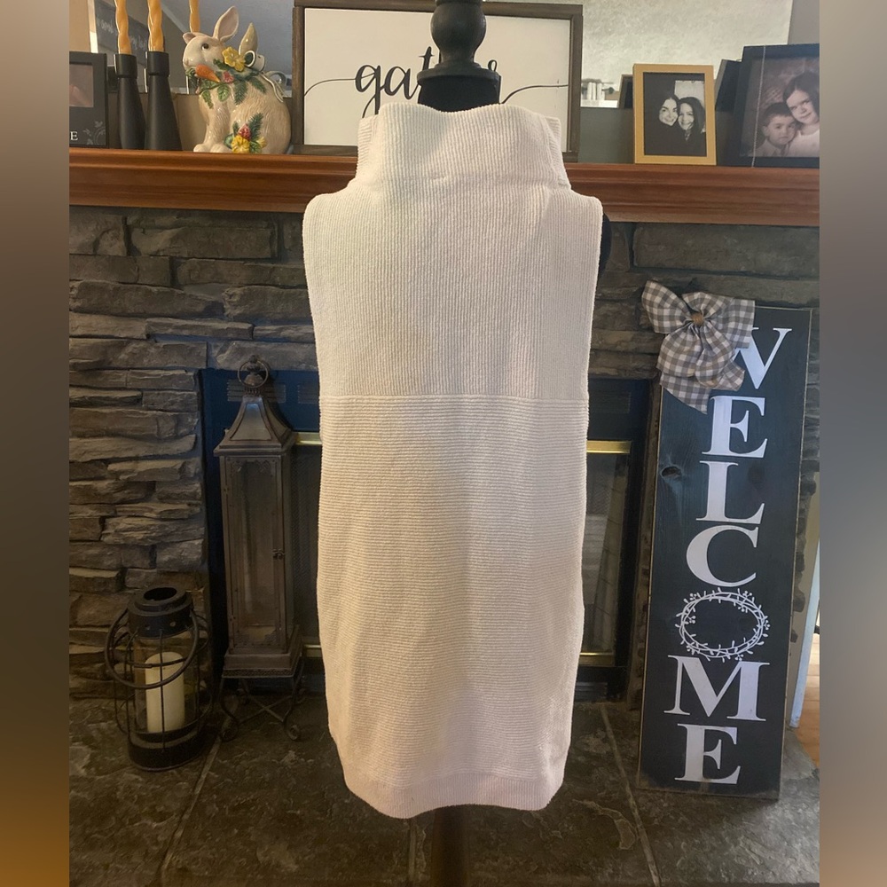 Free People Isla Ottoman Sleeveless Cowl Turtleneck Sweater in Cream - Picture 4 of 10